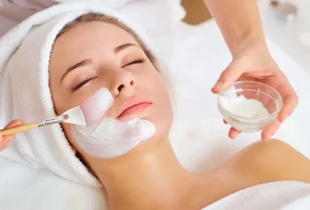 Chăm Sóc Da Mặt Chuyên Sâu Bằng Vitamin E – "Thần Dược" Cho Làn Da Khô Lão Hóa